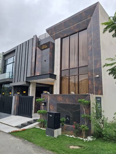 DHA 9 Town Fully Furnished House For Rent