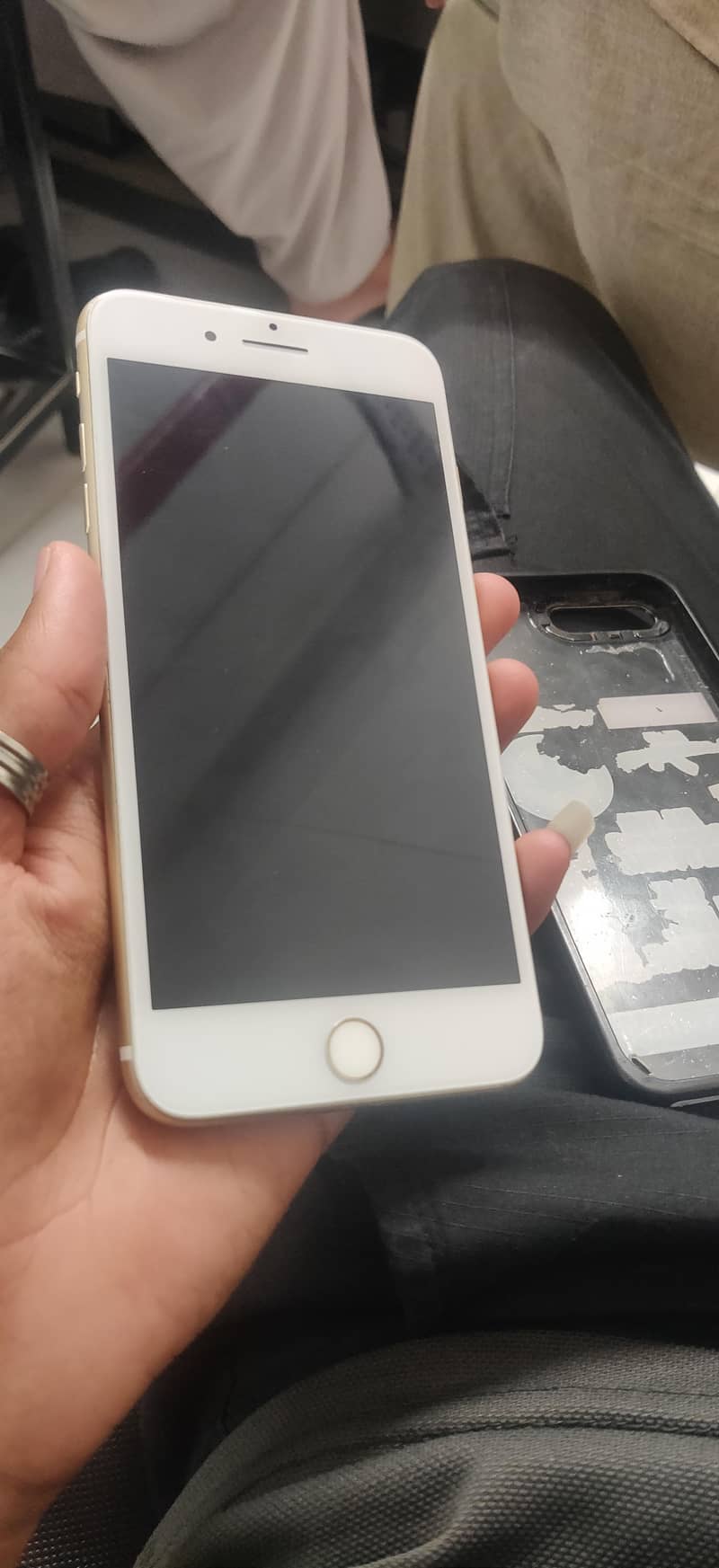Apple iPhone 7 Plus 0