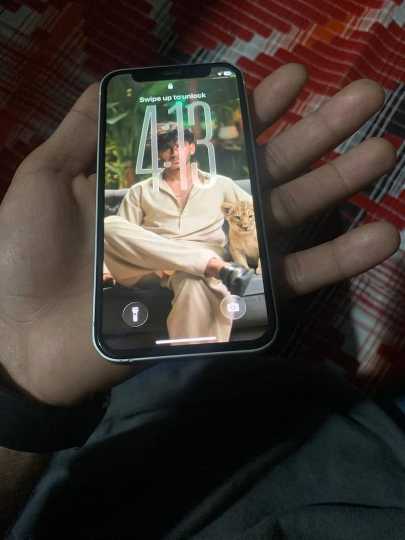 Apple iPhone 12 mini 1