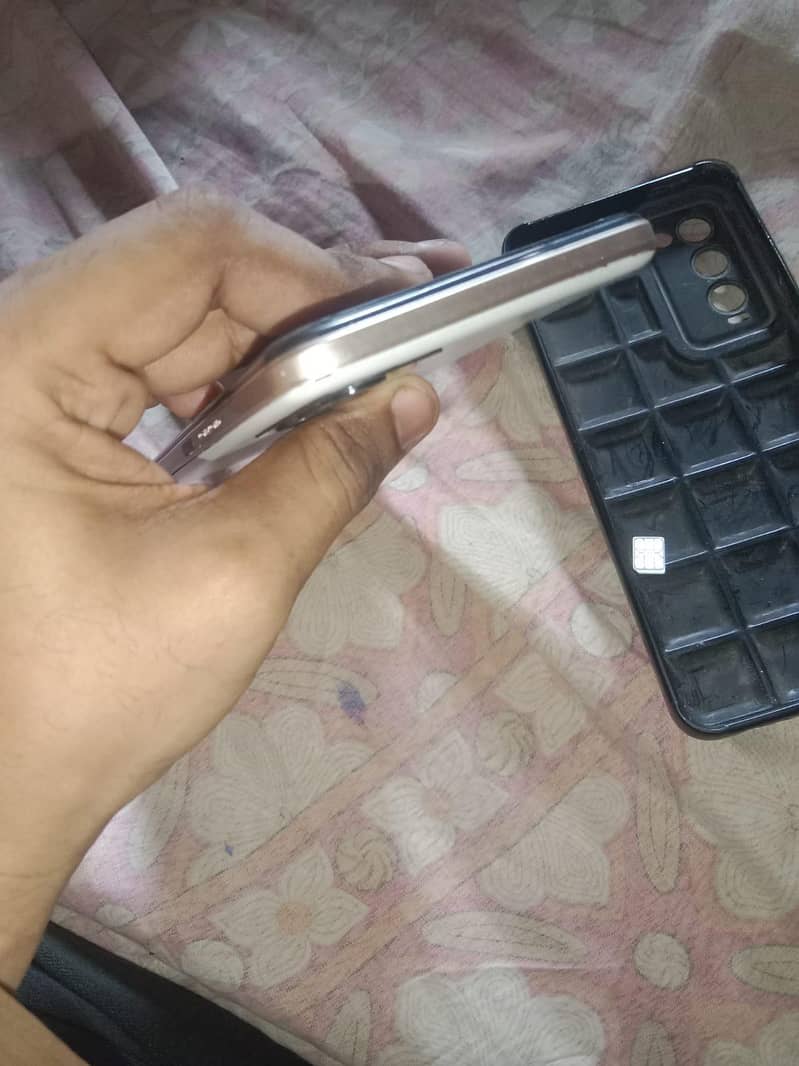 Tecno Camon 18 3