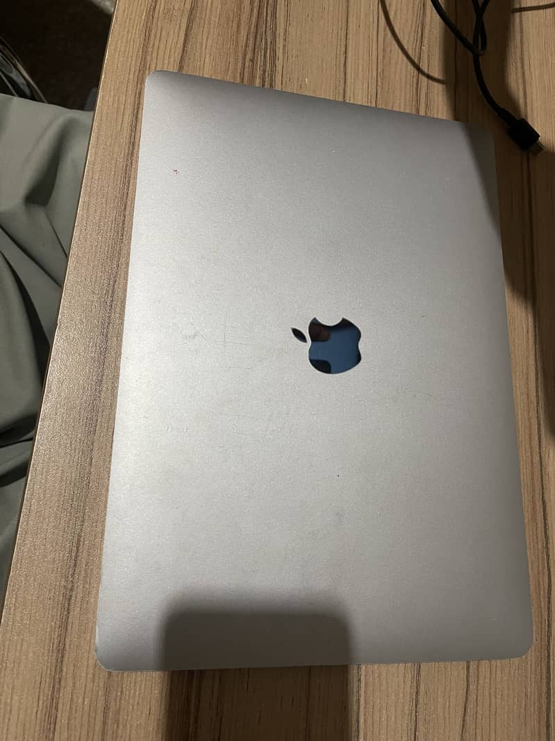 macbook 2017 model 5