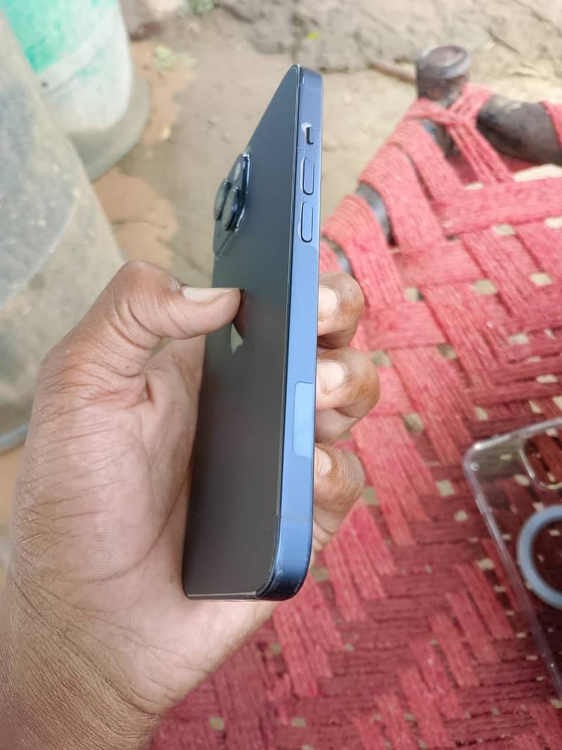 iPhone 14 5