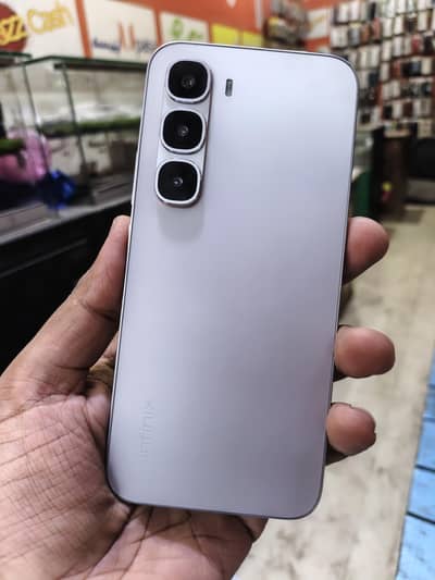Infinix Other Model Hot 60 Pro 8GB *128 GB