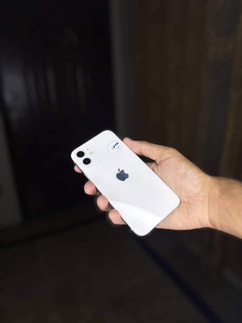 Apple iPhone 12 2