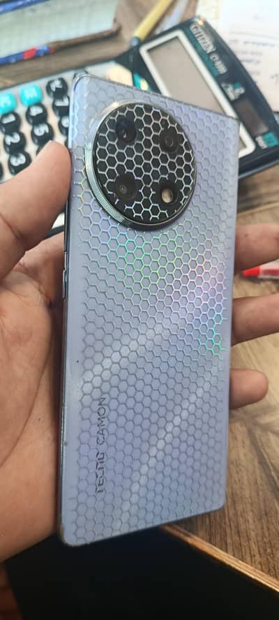 Tecno CAMON 30S