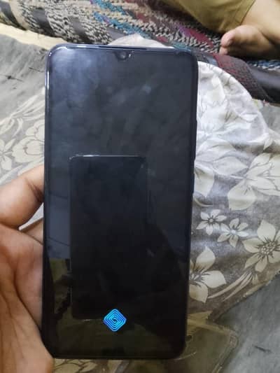 Vivo Y51