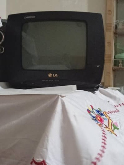 LG tv for sale