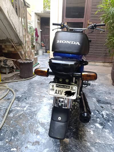 Honda cd 70 blue color