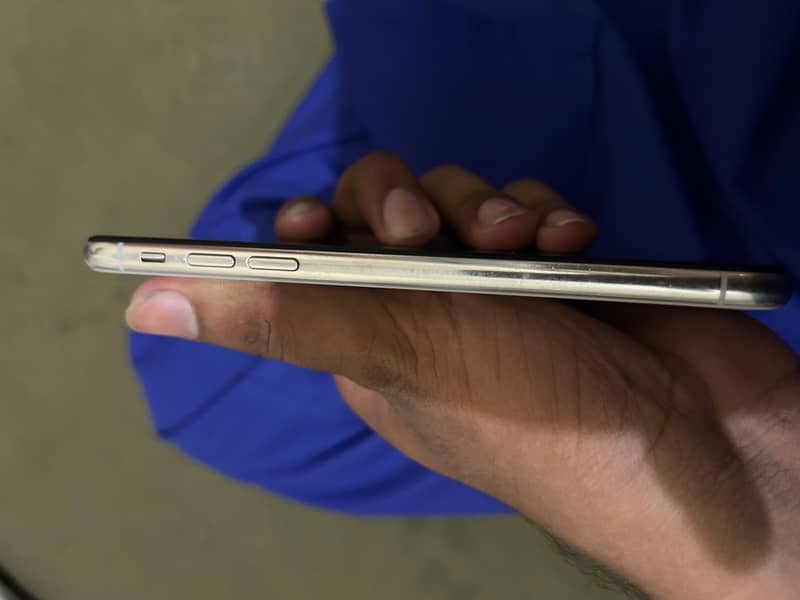 Apple iPhone X 1