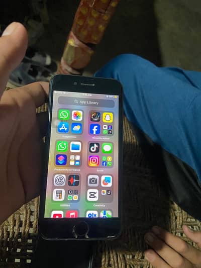 Apple iPhone 8