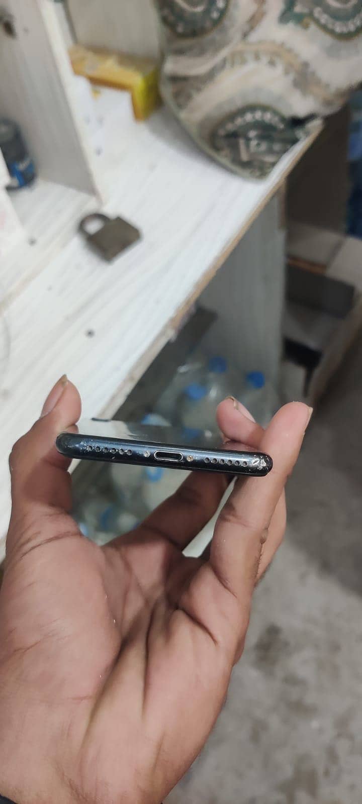 Apple iPhone 7 0