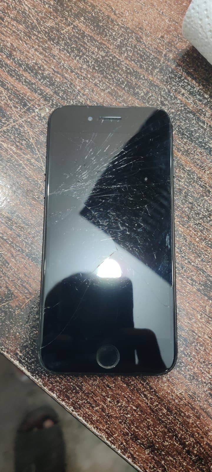 Apple iPhone 7 3
