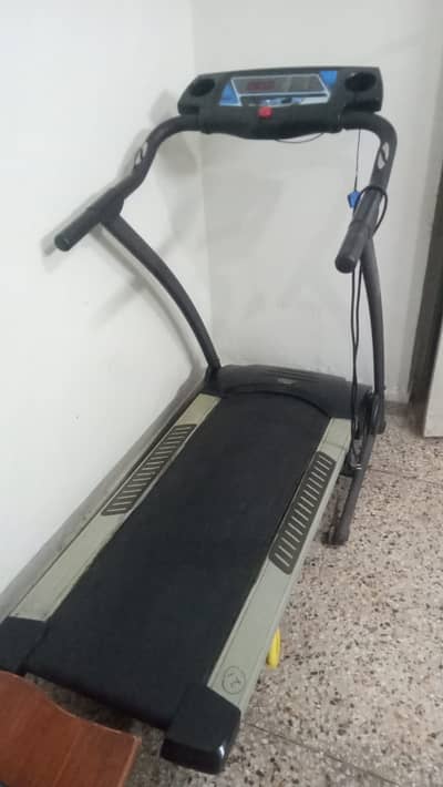 Electronic treadmill