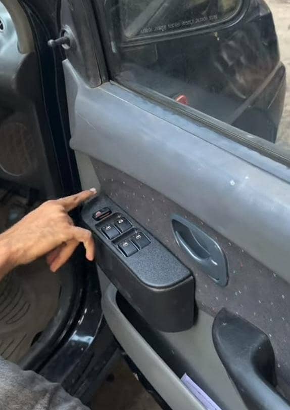POWER WINDOW 0