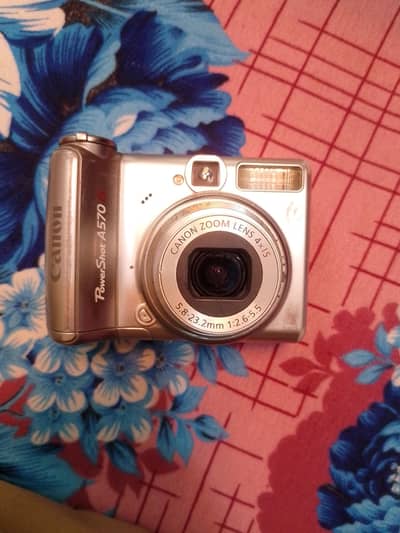 canon camera a570is