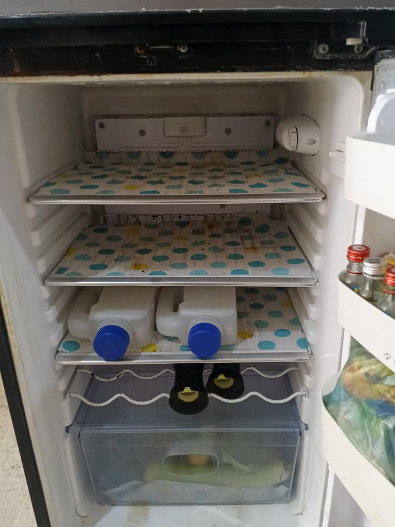 Orient Refrigerator 2