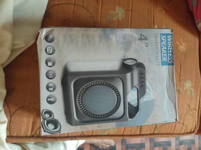 Bluetooth speaker available new condition only 1 week use