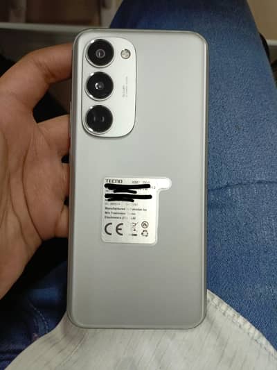 Tecno spark 40 pro plus