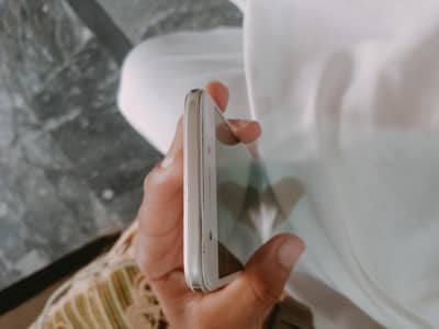 OPPO A57