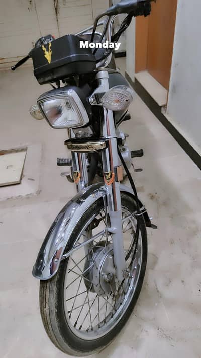CG 125 GOLD SPECIAL EDITION 2024