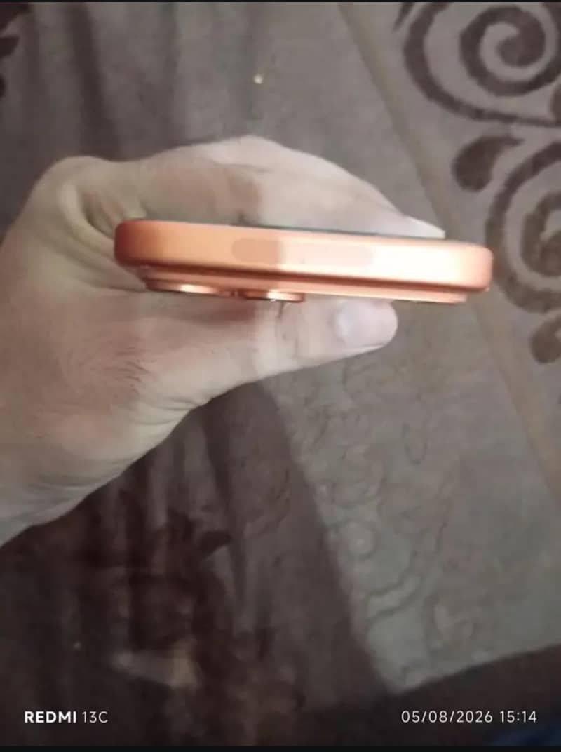 Apple iPhone 17 Pro Max 5