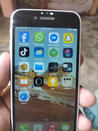 Apple iPhone 7