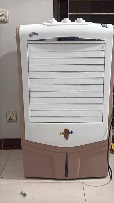 2months slightly home used cooler, still in warranty with cooling pads