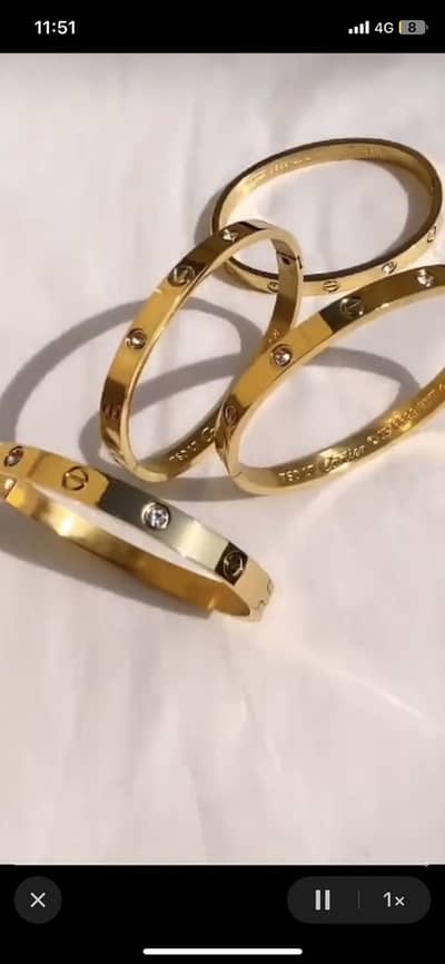 Stylis bangles Trending article