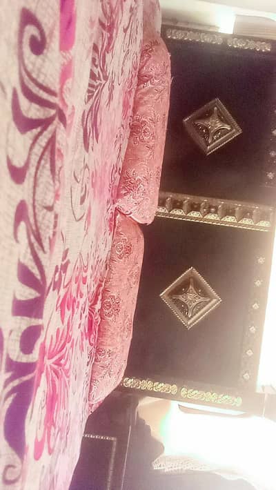 bed and dressing table for sale