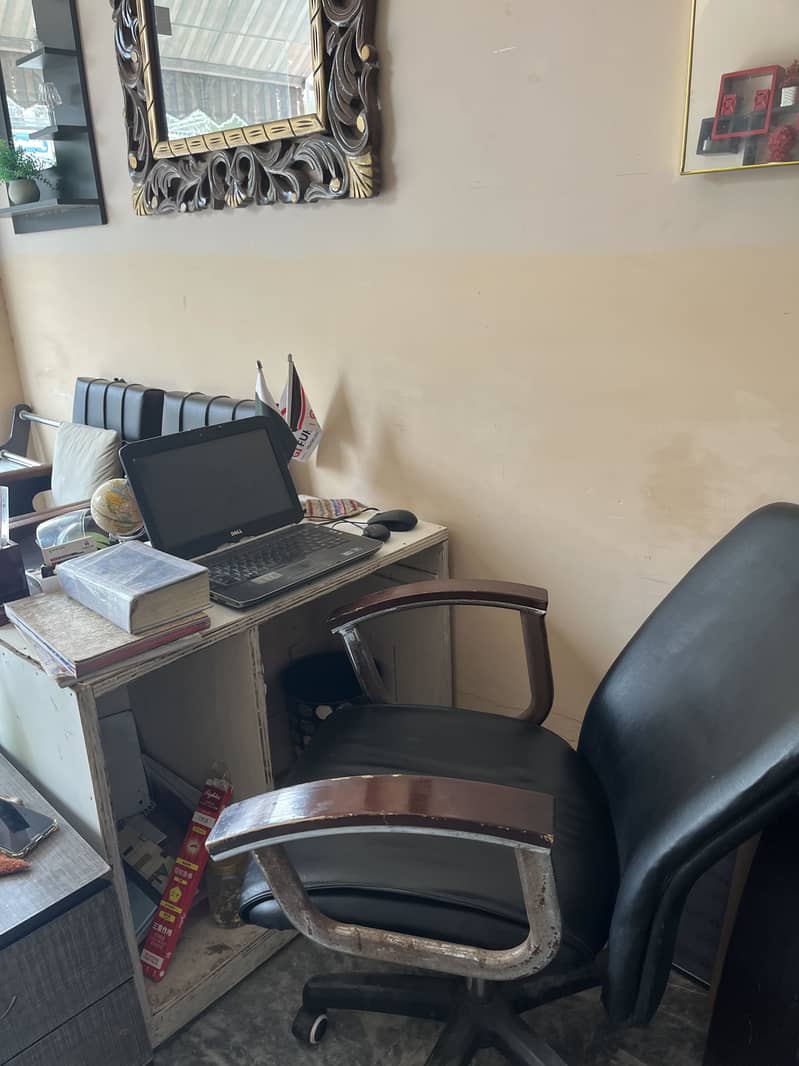 Office table 4