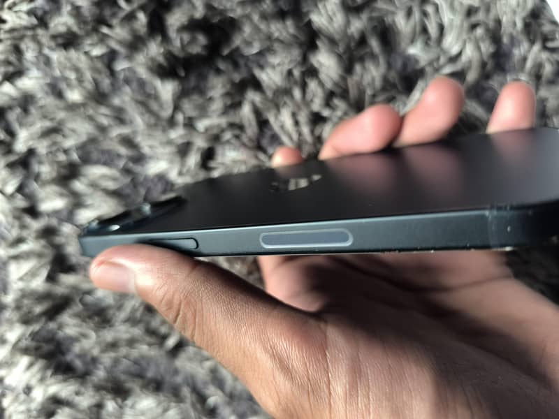 Apple iPhone 14 2