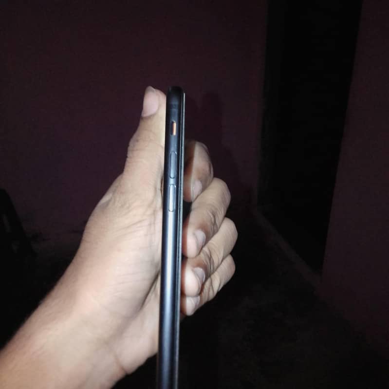 Apple iPhone 7 4