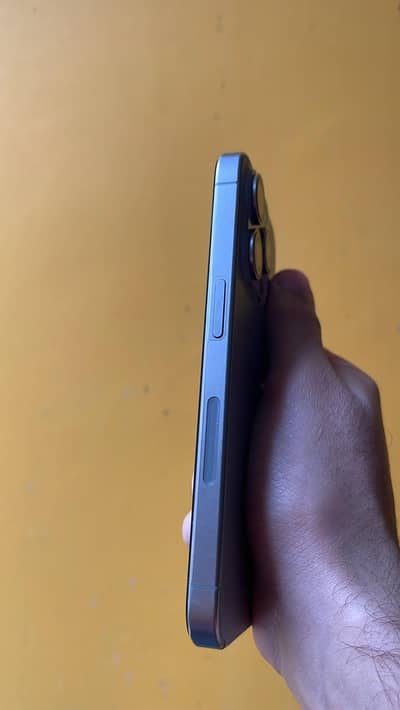 Apple iPhone 15 Pro