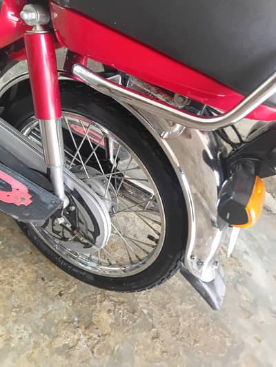 HOMDA CD 70