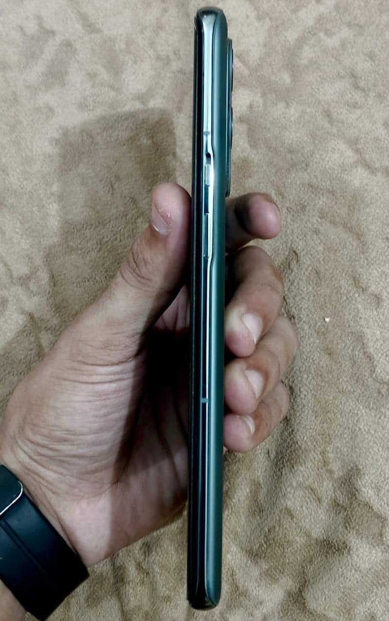 One Plus 9 Pro 4