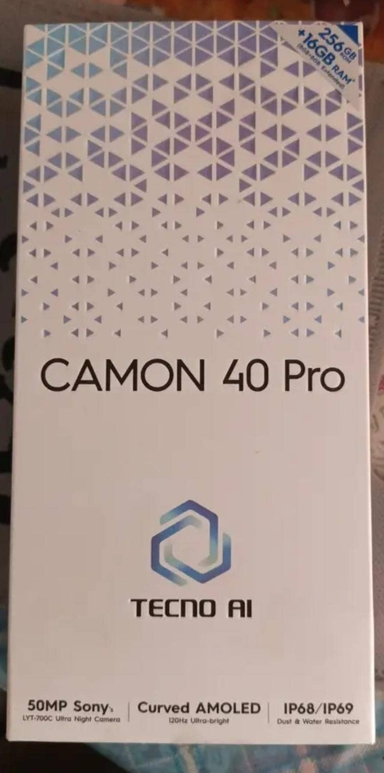Tecno CAMON 40 Pro 1