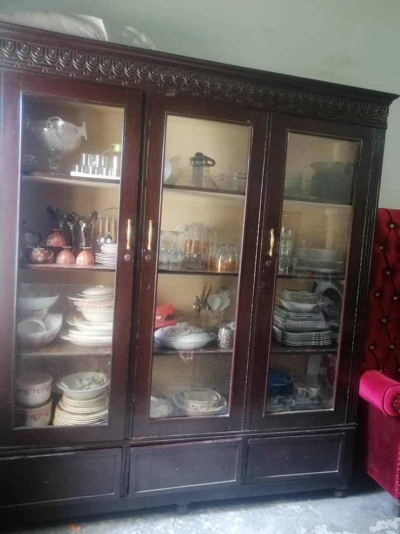 showcases 2