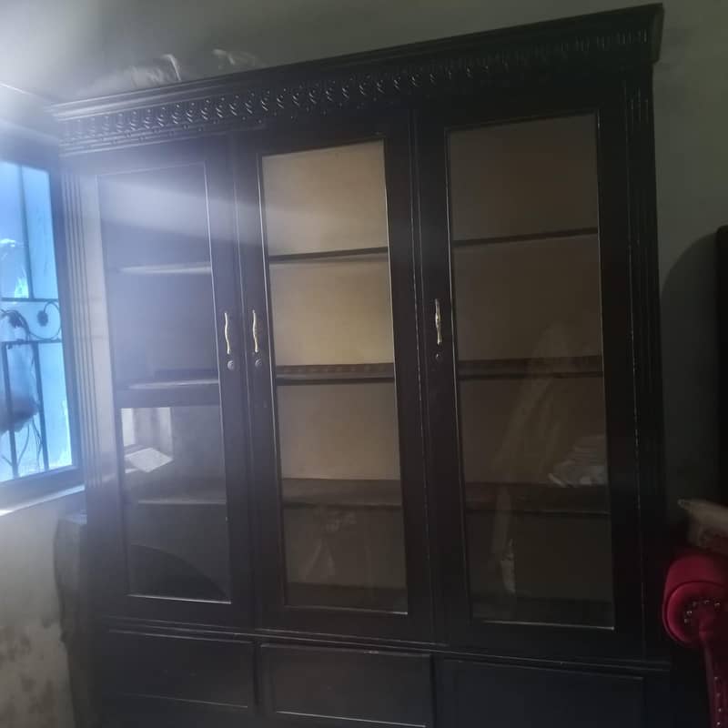 showcases 3