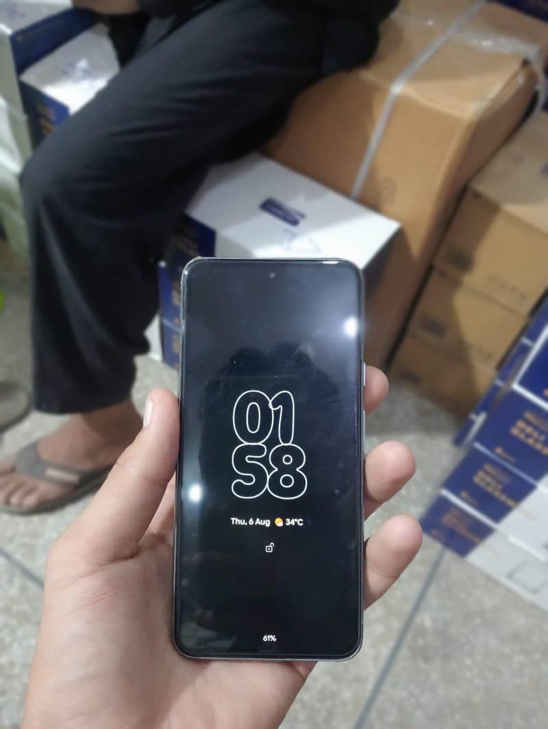 Google Pixel 8 1