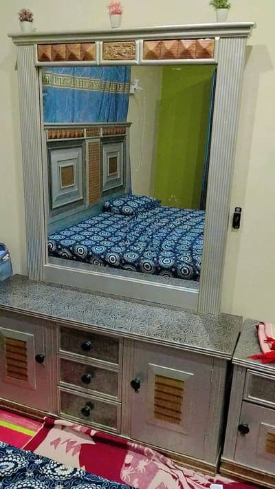 dressing Table and side tables