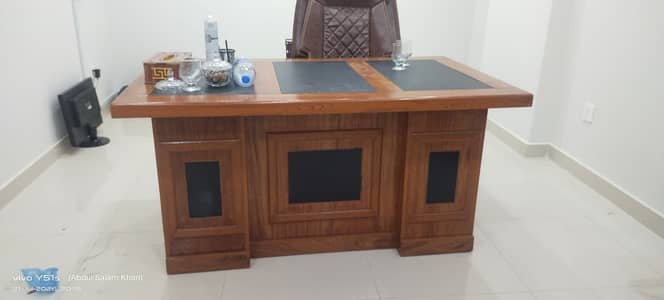 Boss table and boss chair