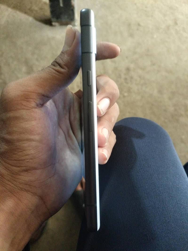 Google Pixel 7a 1