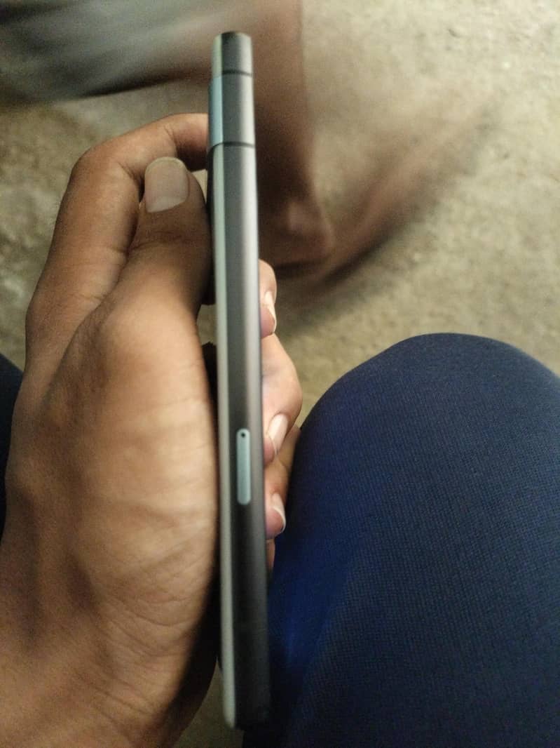 Google Pixel 7a 2
