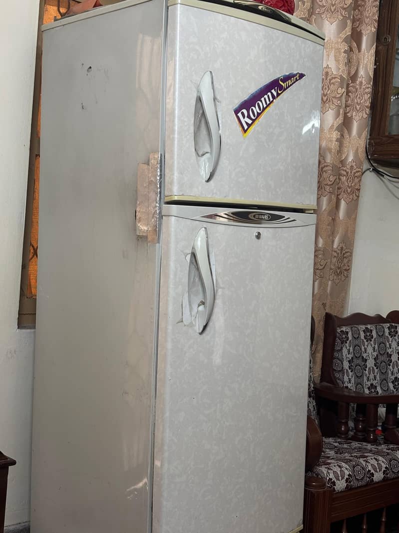 Waves fridge 2