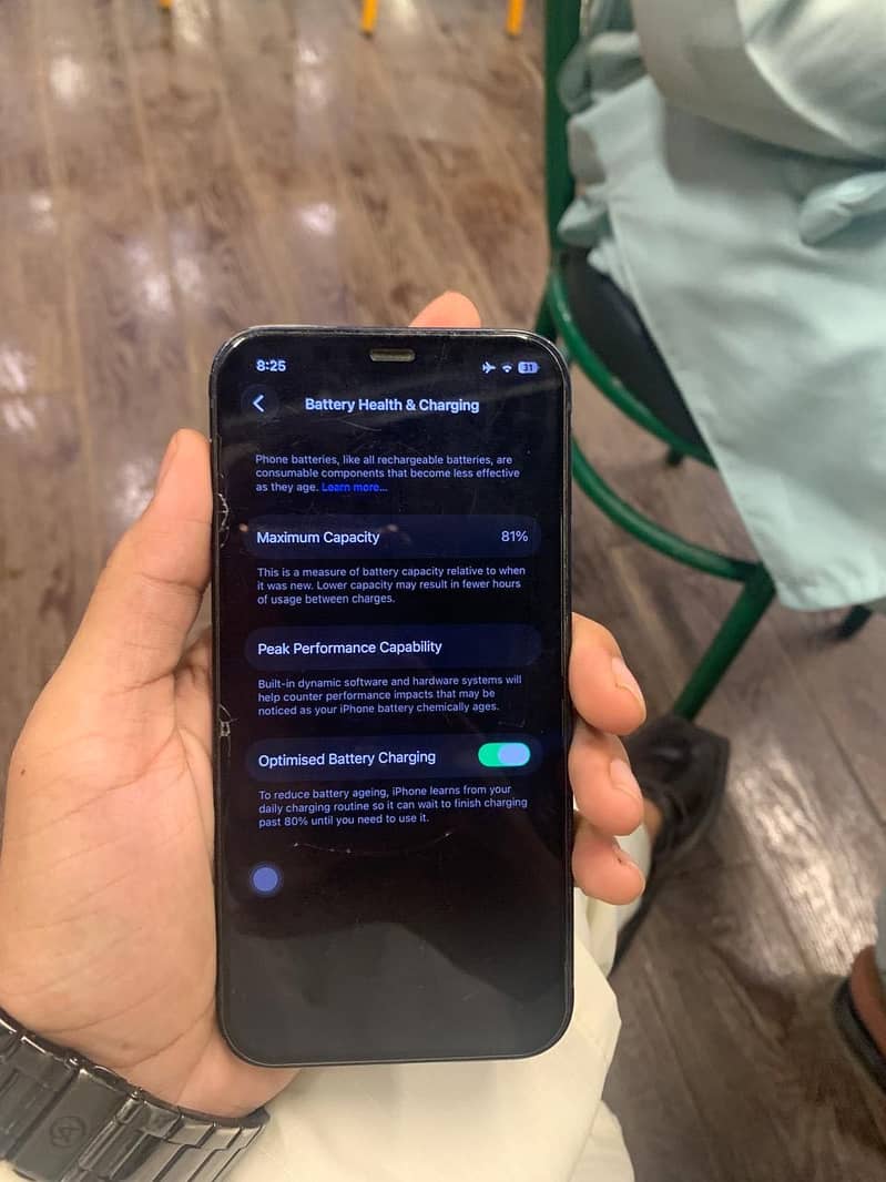 Apple iPhone 12 3