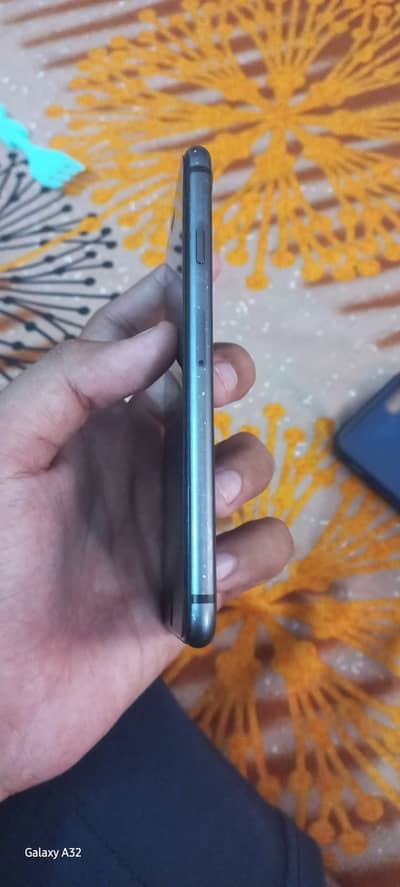 Apple iPhone 8