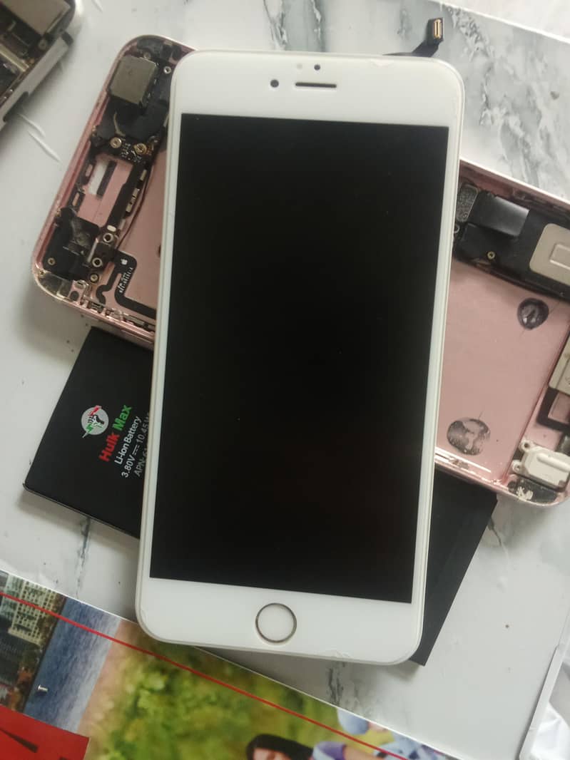 Apple iPhone 6S Plus 2