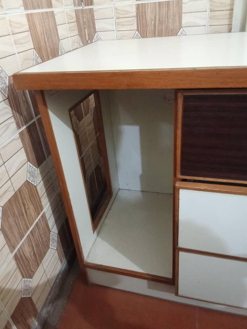 Office Table 3