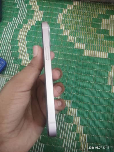 Apple iPhone 13 only searous byer contact me