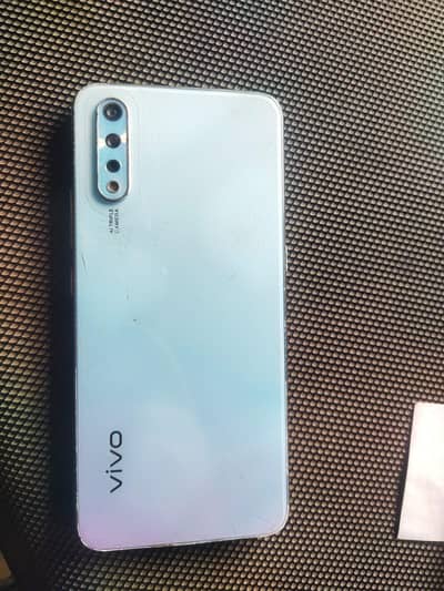 Vivo S1